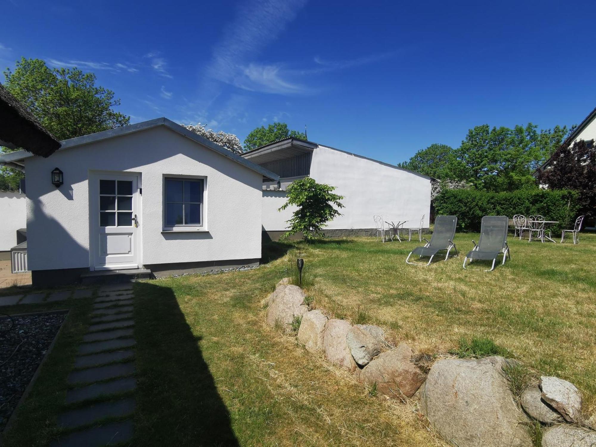 Reetferienhaus - Schaprode Hafen Екстериор снимка